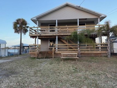 Beach Home For Sale in Jacksonville, Florida