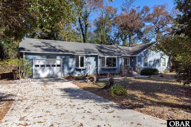 Beach Home For Sale in Southern Shores, North Carolina