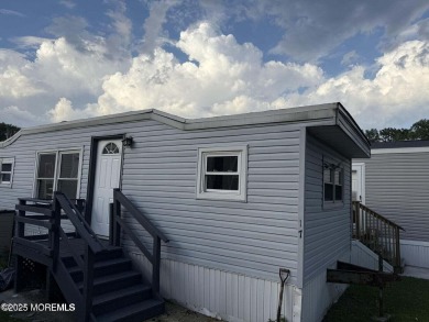 Beach Home For Sale in Hazlet, New Jersey