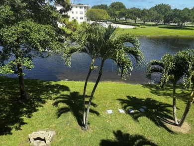 Beach Condo For Sale in Deerfield Beach, Florida