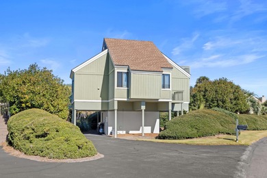 Beach Home Active Under Contract in Seabrook Island, South Carolina