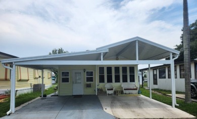 Beach Home For Sale in Ruskin, Florida