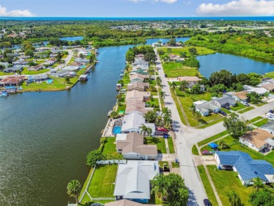 Beach Home For Sale in Holiday, Florida