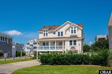 Beach Home For Sale in Corolla, North Carolina