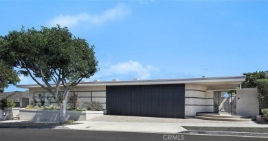 Beach Home Sale Pending in Newport Beach, California