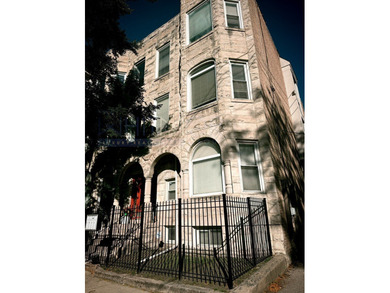 Beach Condo For Sale in Chicago, Illinois