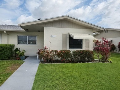 Beach Home For Sale in West Palm Beach, Florida