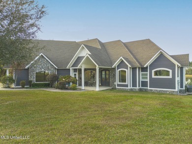 Beach Home For Sale in Gulfport, Mississippi