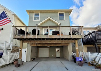 Beach Home For Sale in Long Beach, New York