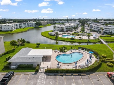 Beach Condo For Sale in West Palm Beach, Florida