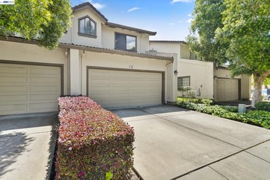 Beach Townhome/Townhouse For Sale in Fremont, California