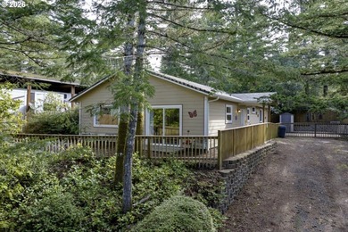 Beach Home For Sale in Florence, Oregon