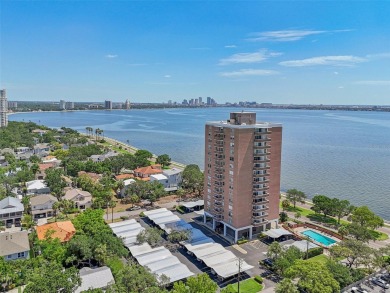 Beach Condo For Sale in Tampa, Florida