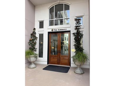 Beach Home For Sale in Charleston, South Carolina