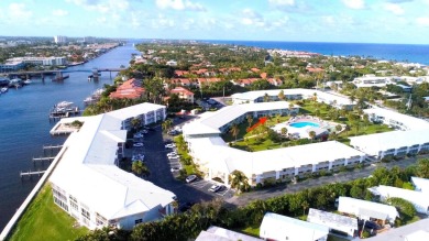 Beach Condo For Sale in Ocean Ridge, Florida