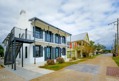 Beach Home For Sale in Biloxi, Mississippi