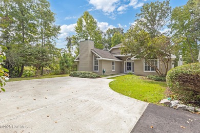 Beach Home For Sale in Calabash, North Carolina