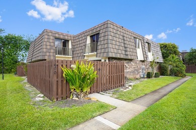 Beach Townhome/Townhouse For Sale in West Palm Beach, Florida
