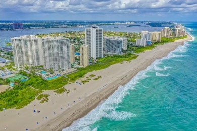 Beach Condo For Sale in Riviera Beach, Florida