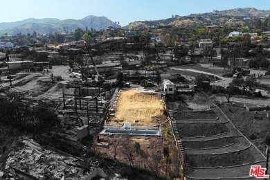 Beach Lot For Sale in Pacific Palisades, California