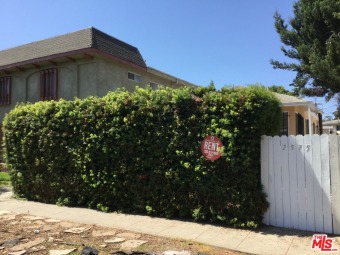 Beach Home Off Market in Los Angeles, California