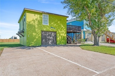 Beach Home For Sale in Rockport, Texas