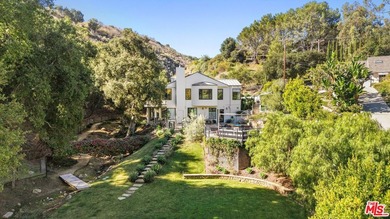 Beach Home For Sale in Malibu, California
