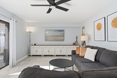 Beach Townhome/Townhouse For Sale in West Palm Beach, Florida