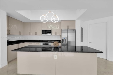 Beach Condo For Sale in Aventura, Florida