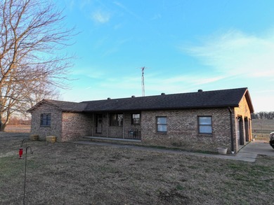 Beach Home For Sale in Mt. Carmel, Illinois