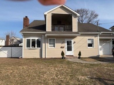 Beach Home For Sale in Copiague, New York