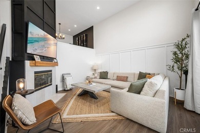 Beach Home For Sale in Huntington Beach, California