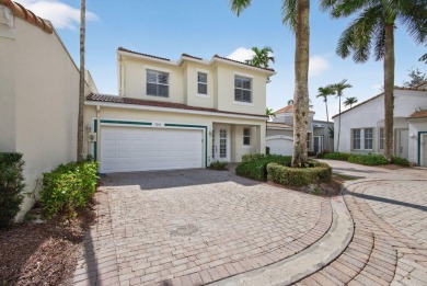 Beach Townhome/Townhouse For Sale in West Palm Beach, Florida