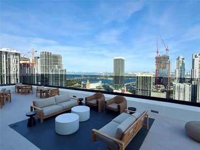 Beach Condo For Sale in Miami, Florida