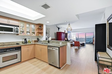 Beach Condo For Sale in Marina Del Rey, California