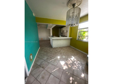 Beach Townhome/Townhouse For Sale in Riviera Beach, Florida