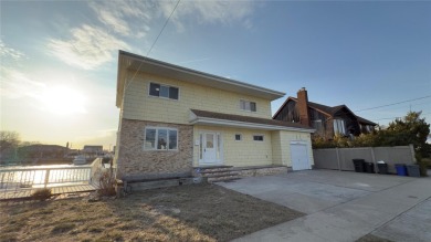 Beach Home For Sale in Freeport, New York