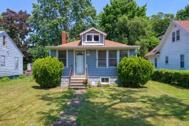 Beach Home Sale Pending in Benton Harbor, Michigan