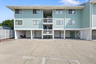 Beach Condo For Sale in Carolina Beach, North Carolina