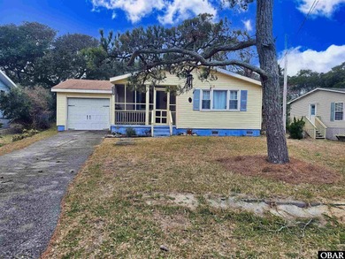 Beach Home For Sale in Avon, North Carolina