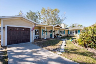 Beach Home For Sale in Sarasota, Florida