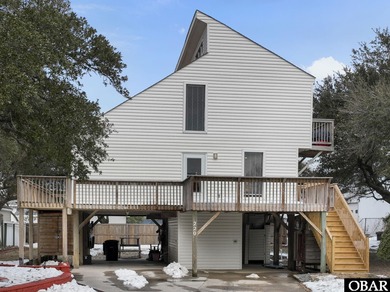 Beach Home For Sale in Kill Devil Hills, North Carolina