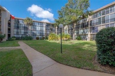 Beach Condo For Sale in Tarpon Springs, Florida