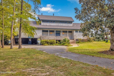 Beach Home For Sale in Gulfport, Mississippi