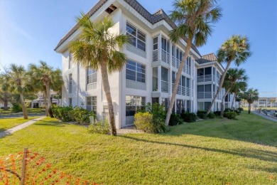 Beach Condo For Sale in Longboat Key, Florida