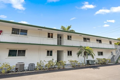 Beach Condo For Sale in Tequesta, Florida