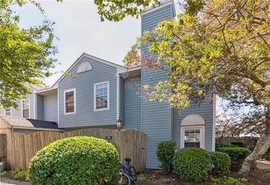 Beach Townhome/Townhouse For Sale in Virginia Beach, Virginia