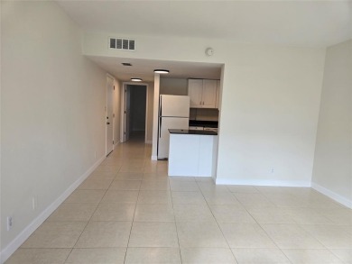 Beach Condo For Sale in Deerfield Beach, Florida