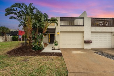 Beach Townhome/Townhouse For Sale in Satellite Beach, Florida