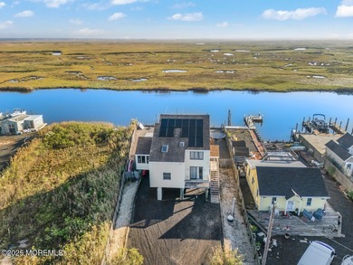 Beach Home For Sale in West Creek, New Jersey